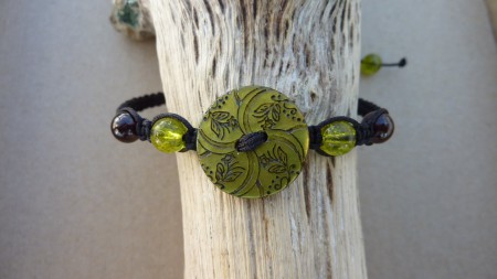 10 € -Péridot, Grenat, Bouton gravé Ø 18