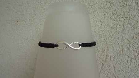6€ Métal Argenté : Infini 8x24mm - Fil noir
