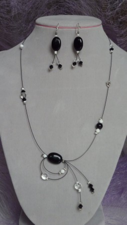 Onyx noir, Cristal de roche, toupies